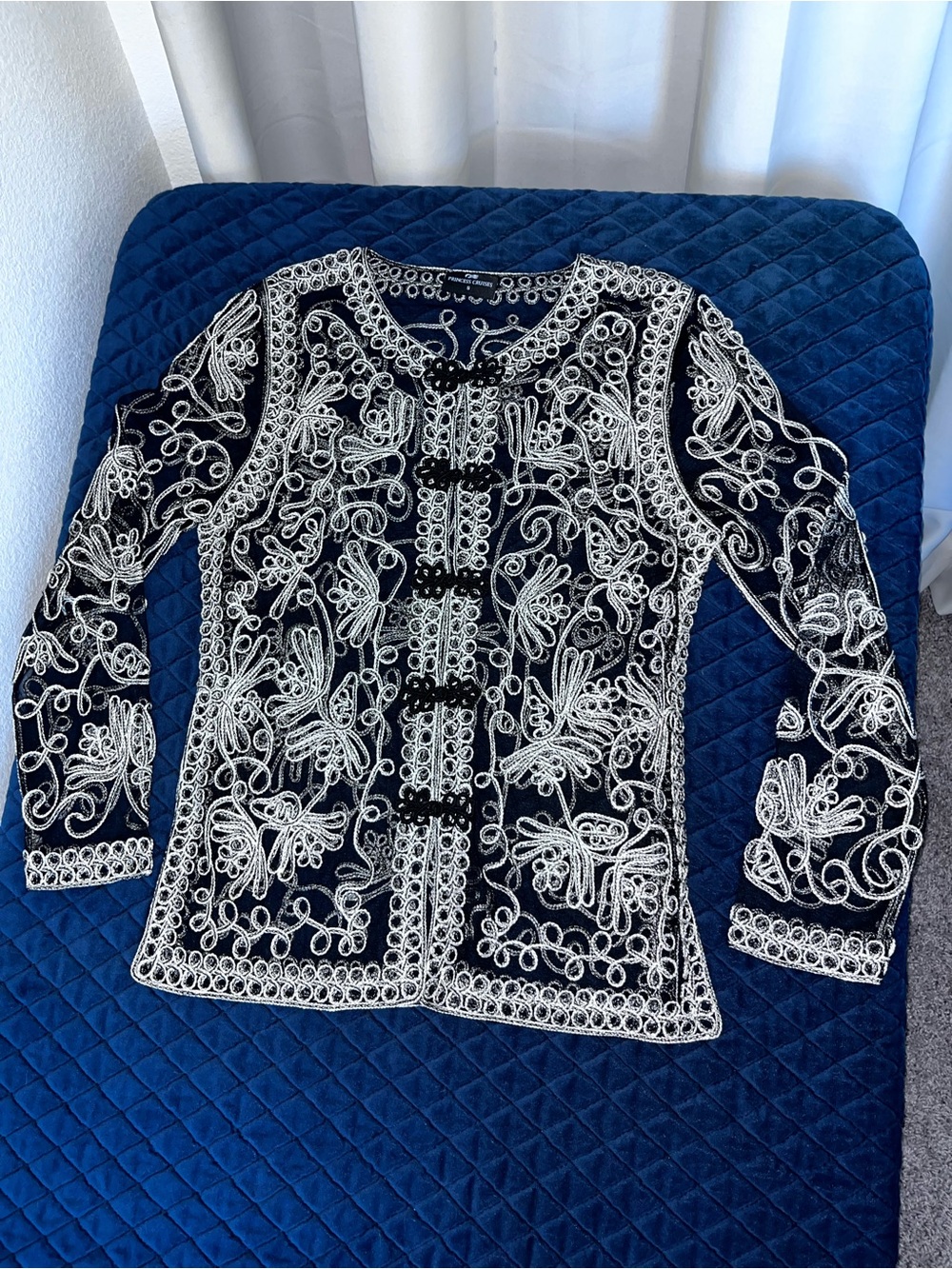 Button Down Long Sleeve Women’s Top Size Small Gold & Black Texture/ Translucent